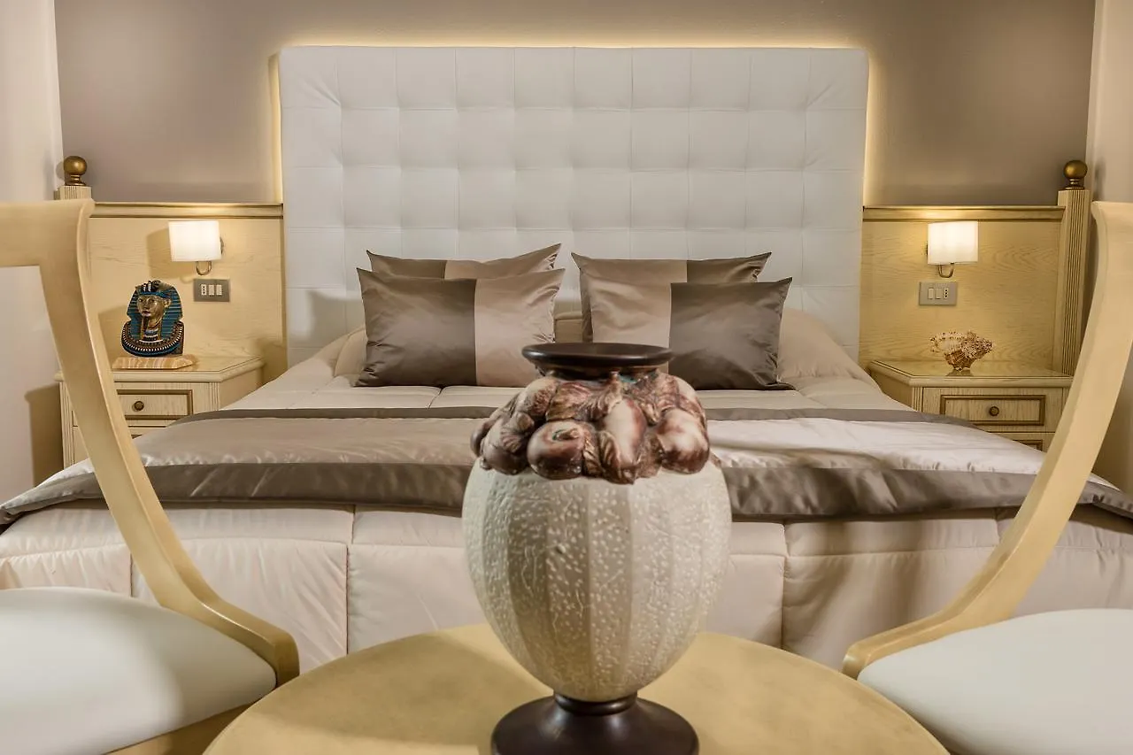 Luxor E Cairo The Beach Resort Lido di Jesolo Hotel